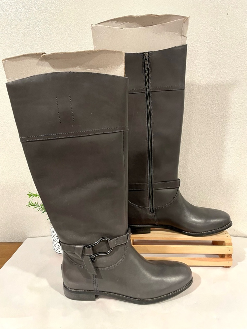 Sperry High-Shaft Knee-High Riding Boots in Darkest Gray | Never Worn | 9.5